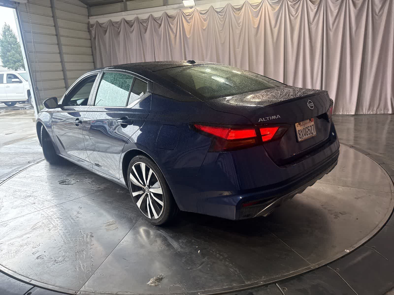 2021 Nissan Altima 2.5 SR photo 6