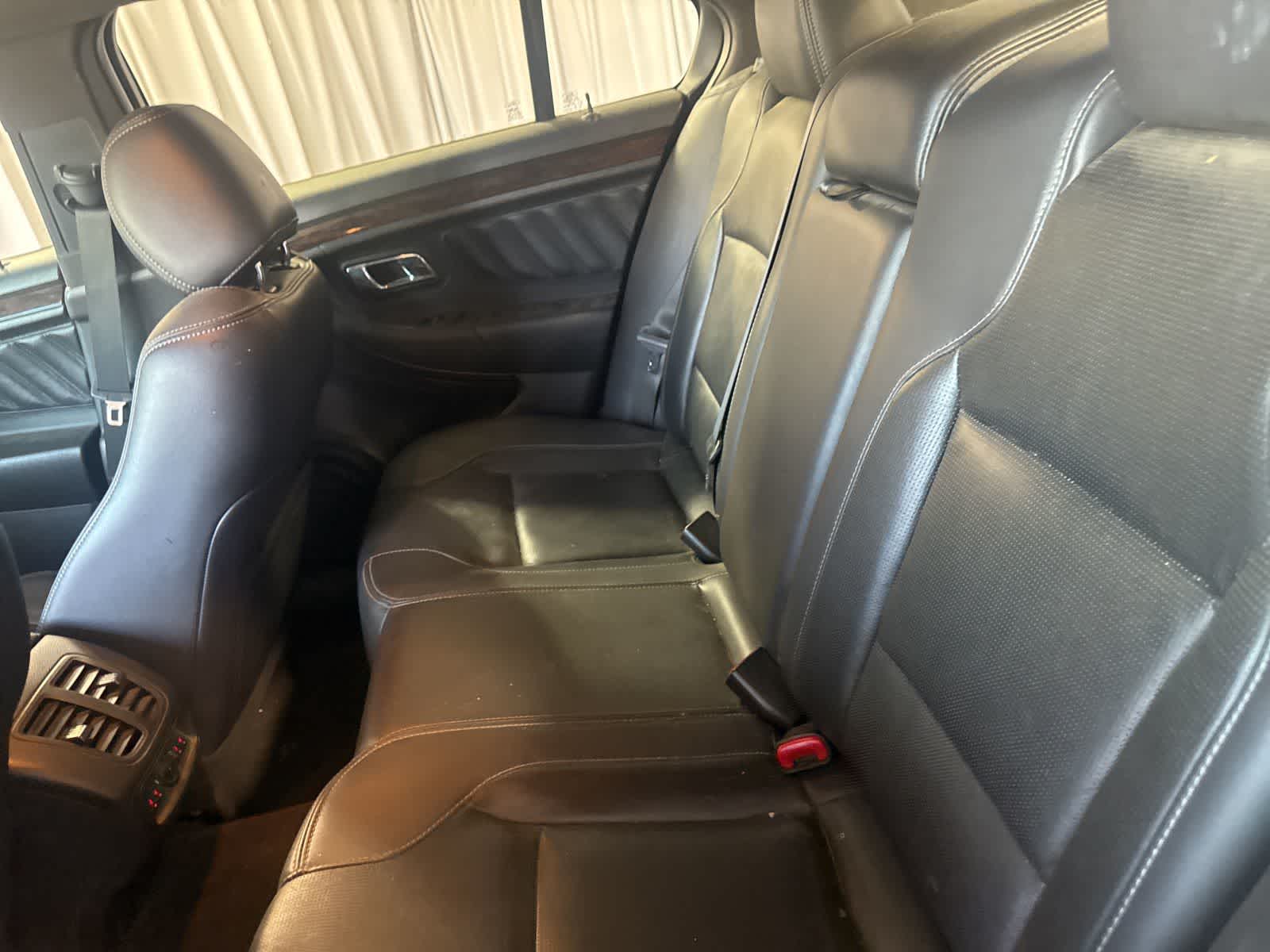 Thumbnail: 2018 Ford Taurus - 17