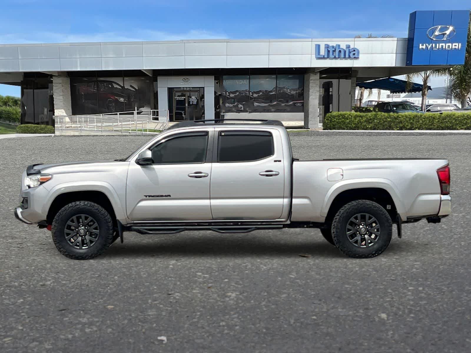 2021 Toyota Tacoma SR5 V6 photo 5