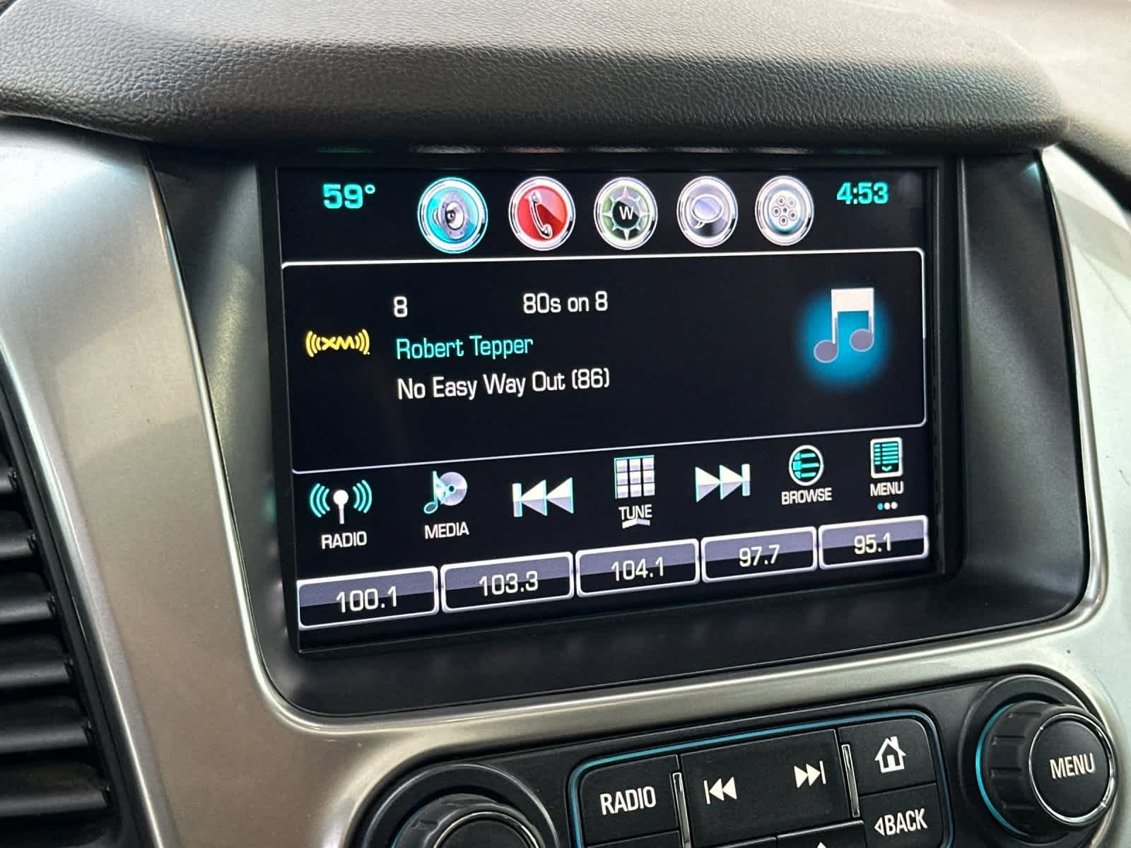 Thumbnail: 2016 Chevrolet Suburban - 20