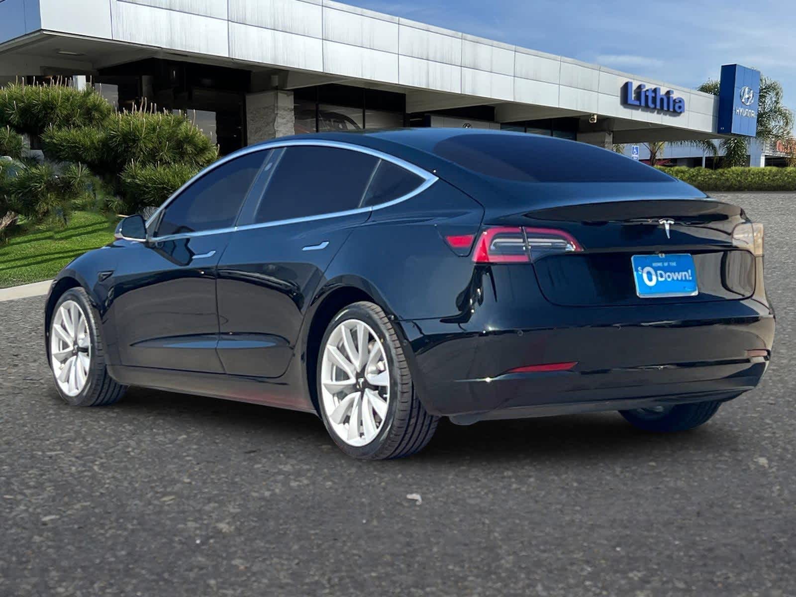 Thumbnail: 2018 Tesla Model 3 - 7