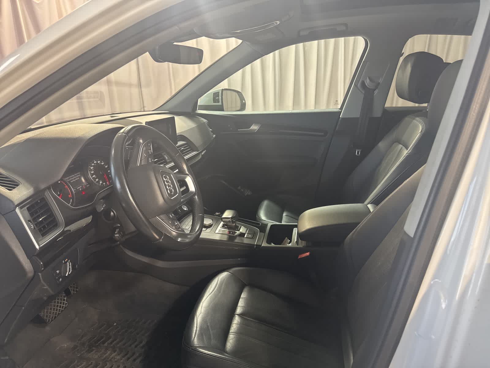 Thumbnail: 2020 Audi Q5 - 20