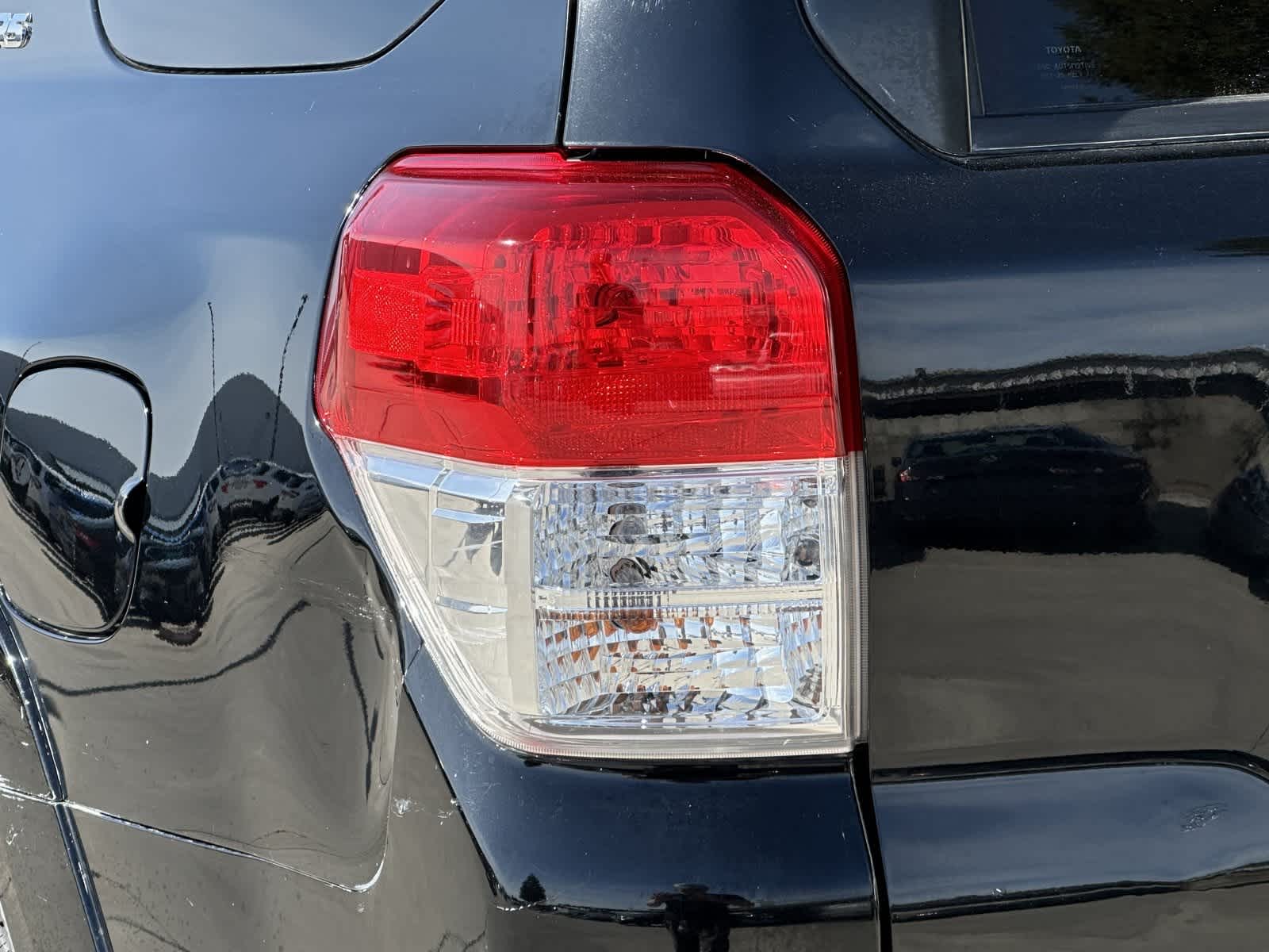 Thumbnail: 2011 Toyota 4Runner - 25