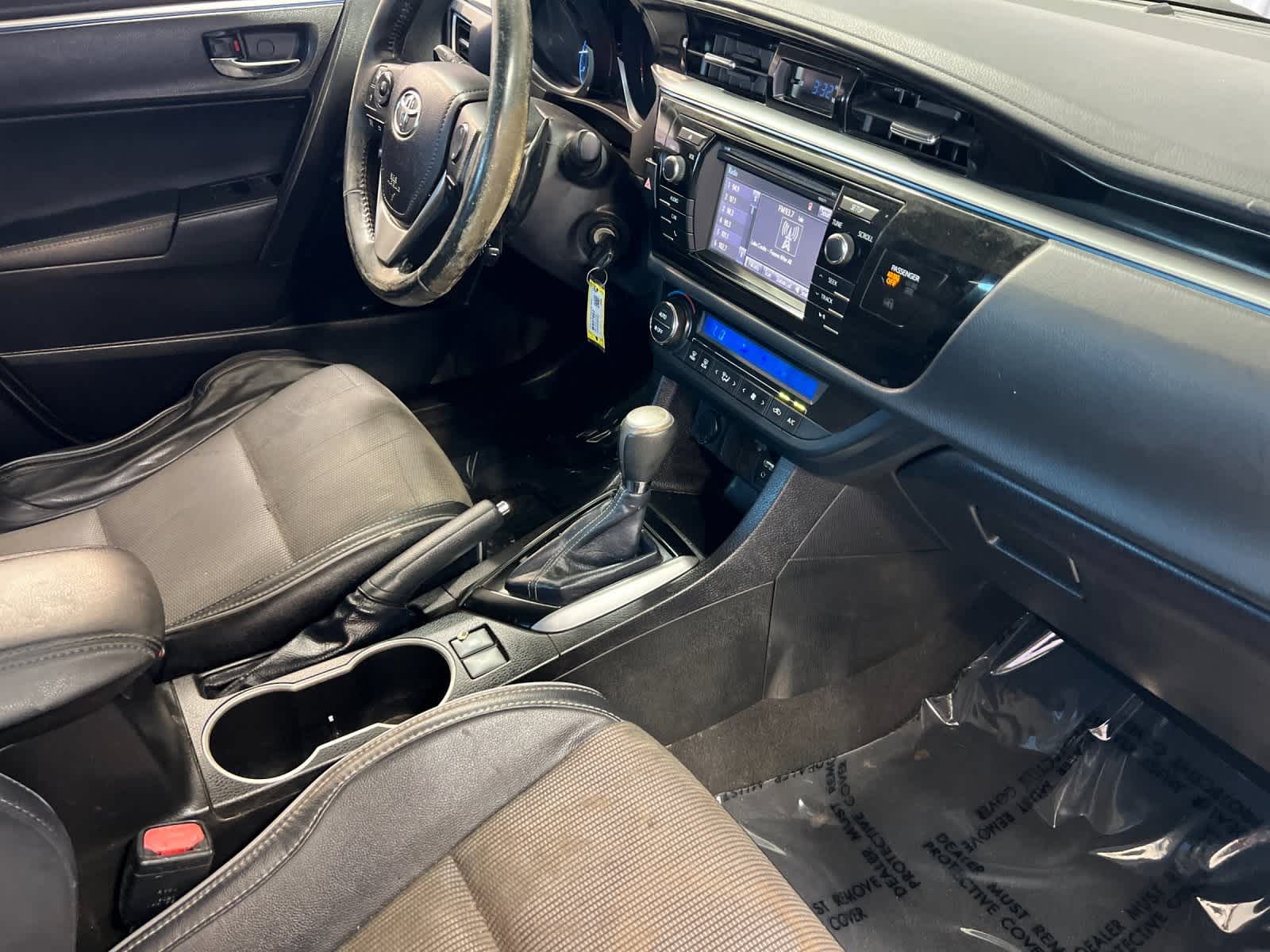 Thumbnail: 2016 Toyota Corolla - 15