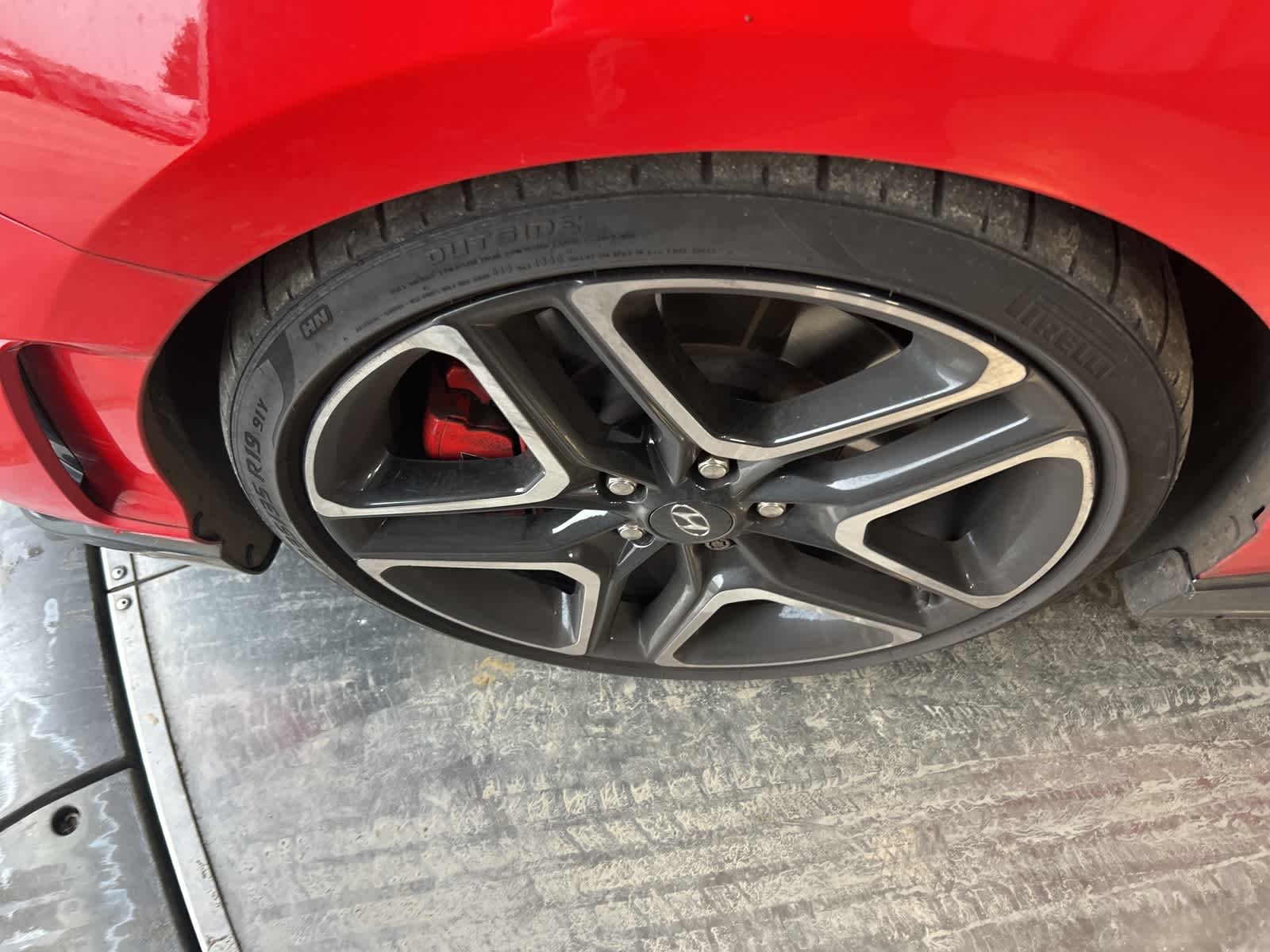 Thumbnail: 2022 Hyundai Veloster - 16