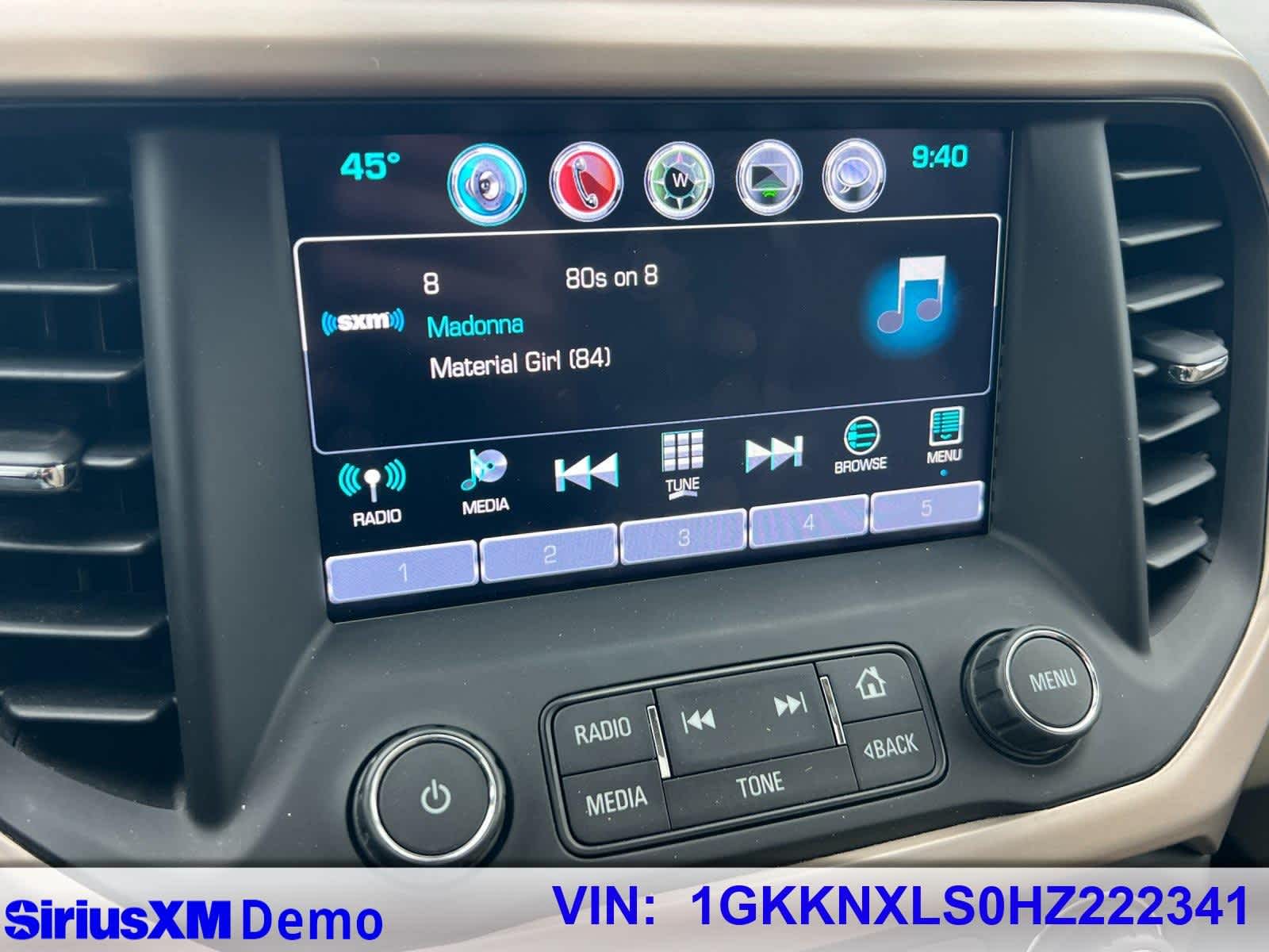 Thumbnail: 2017 GMC Acadia - 32