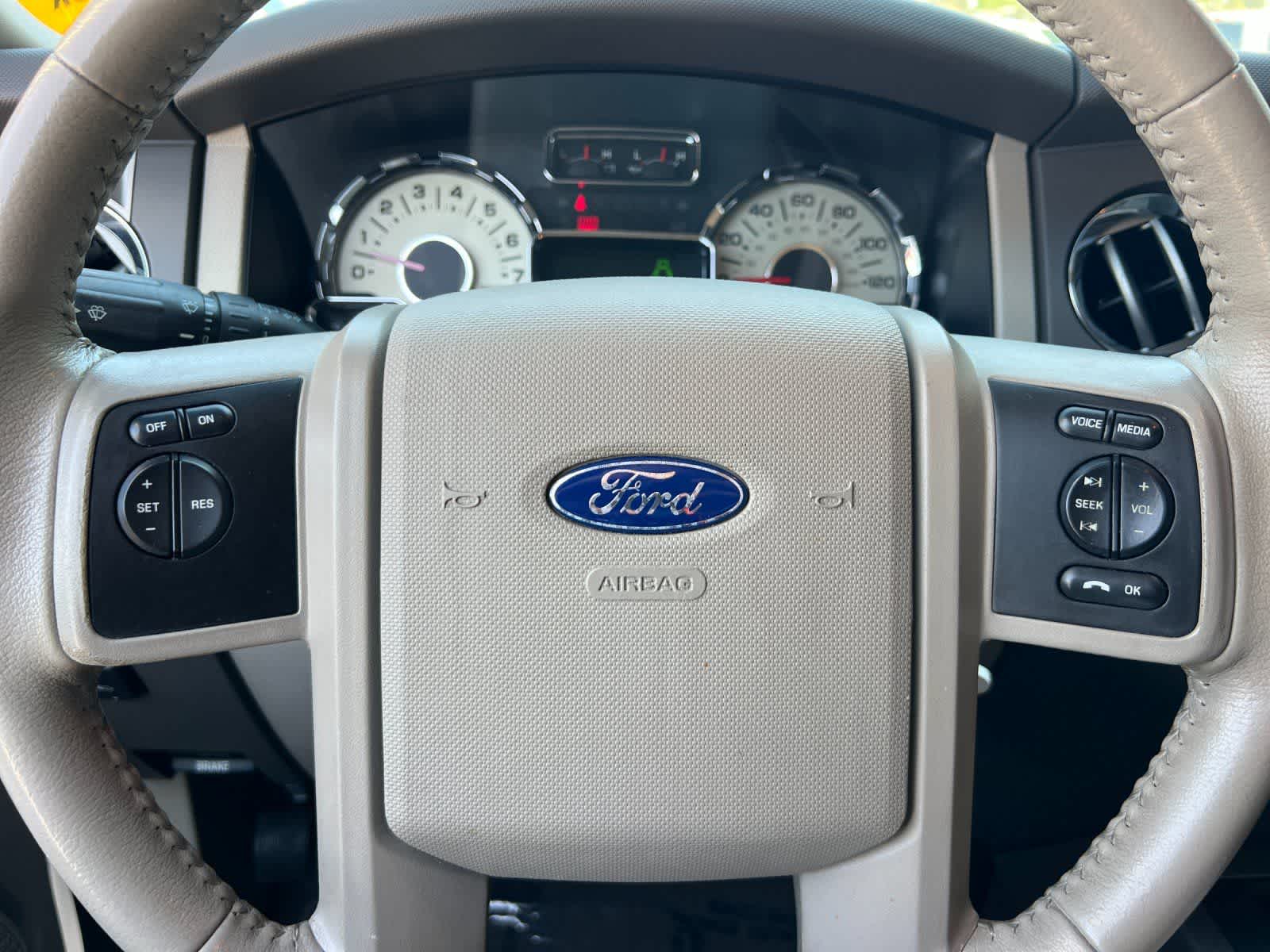 Thumbnail: 2011 Ford Expedition - 24