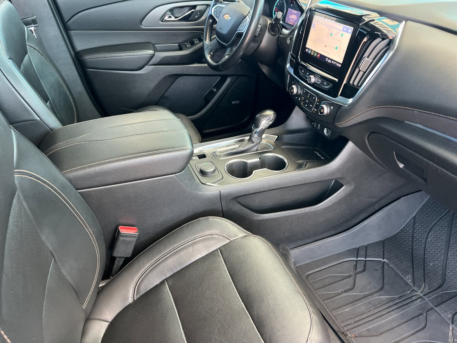 Thumbnail: 2021 Chevrolet Traverse - 17