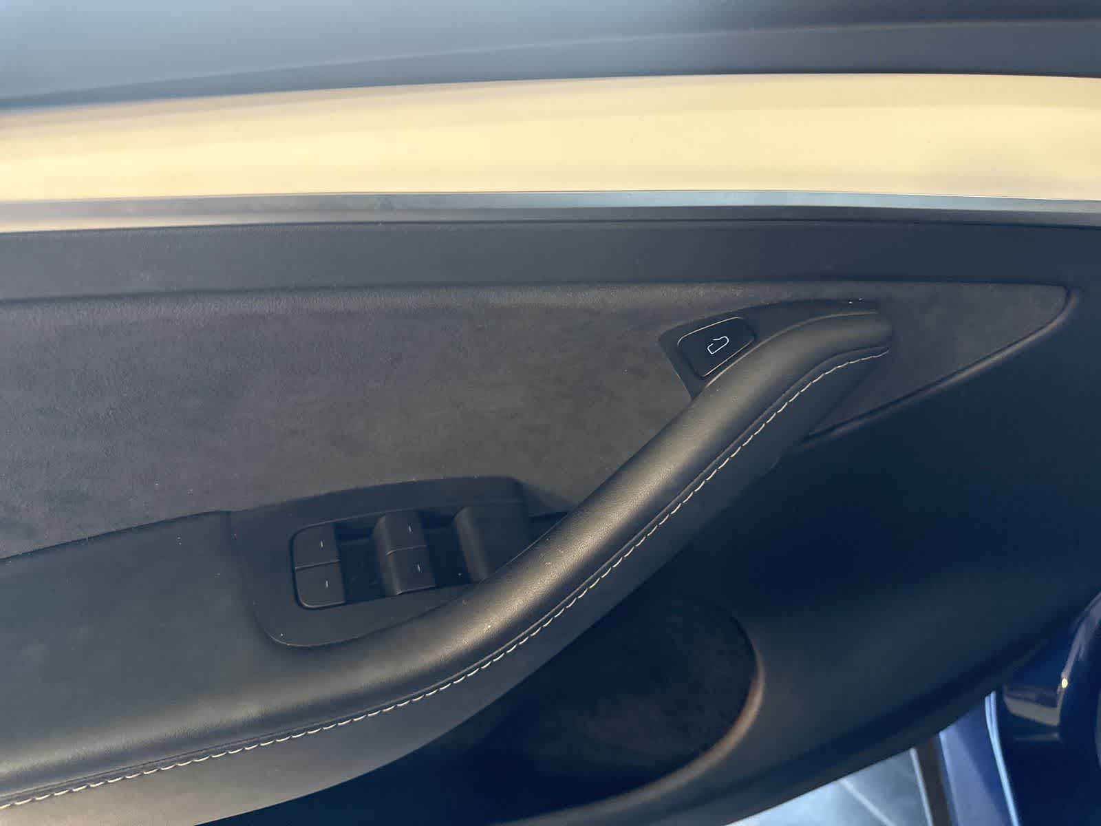 Thumbnail: 2023 Tesla Model Y - 20