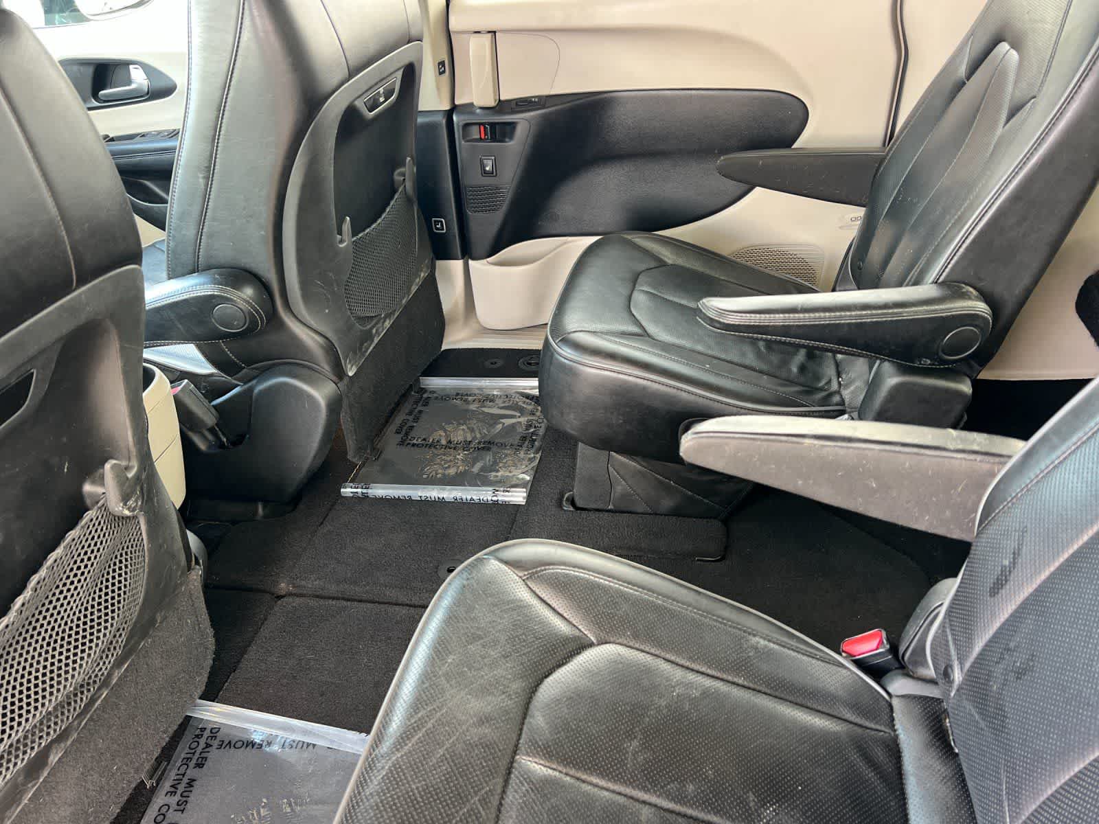 Thumbnail: 2020 Chrysler Pacifica - 5