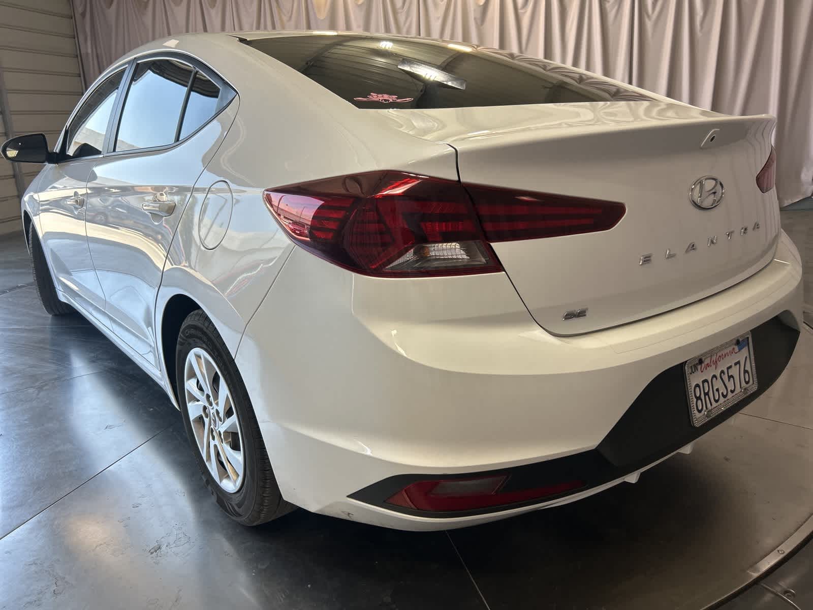 2020 Hyundai Elantra SE 12
