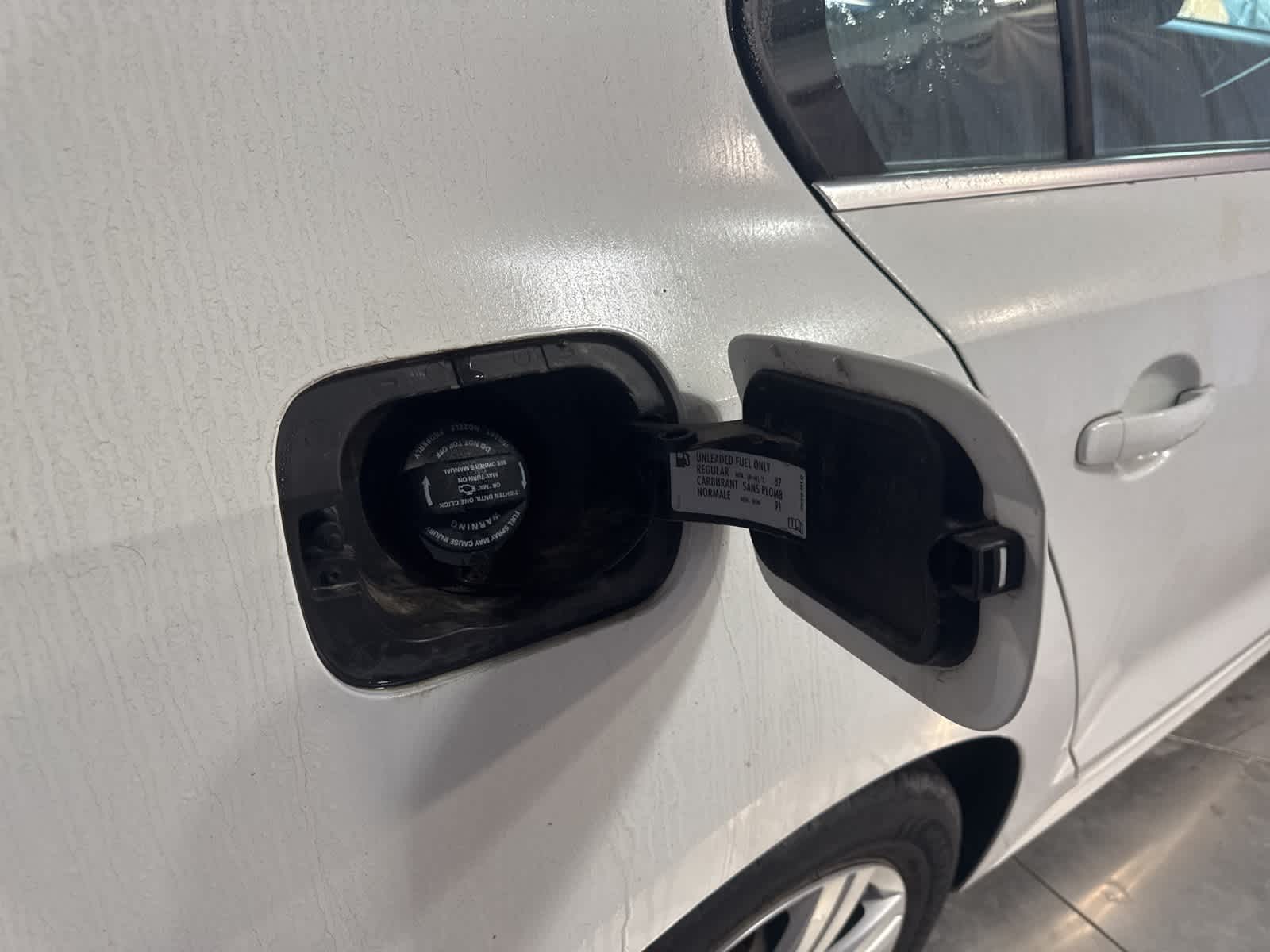 Thumbnail: 2017 Volkswagen Jetta - 10