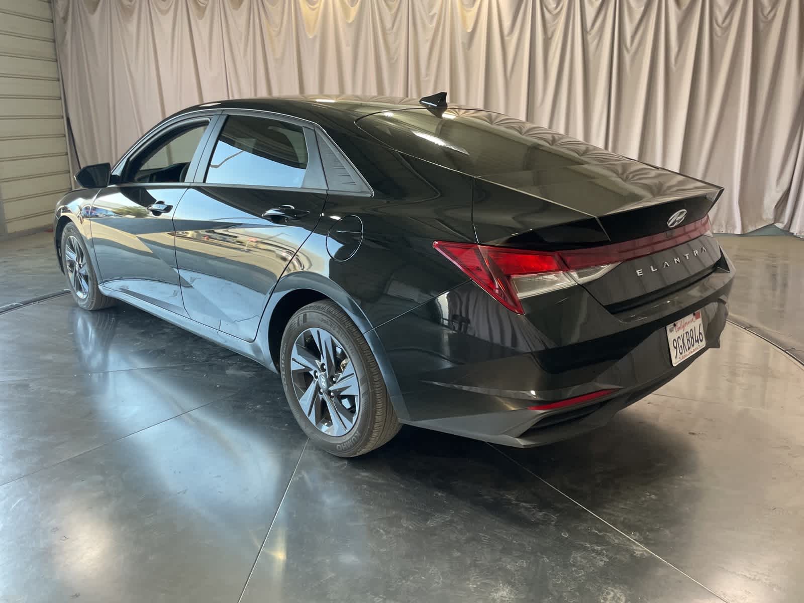 Thumbnail: 2021 Hyundai Elantra - 6