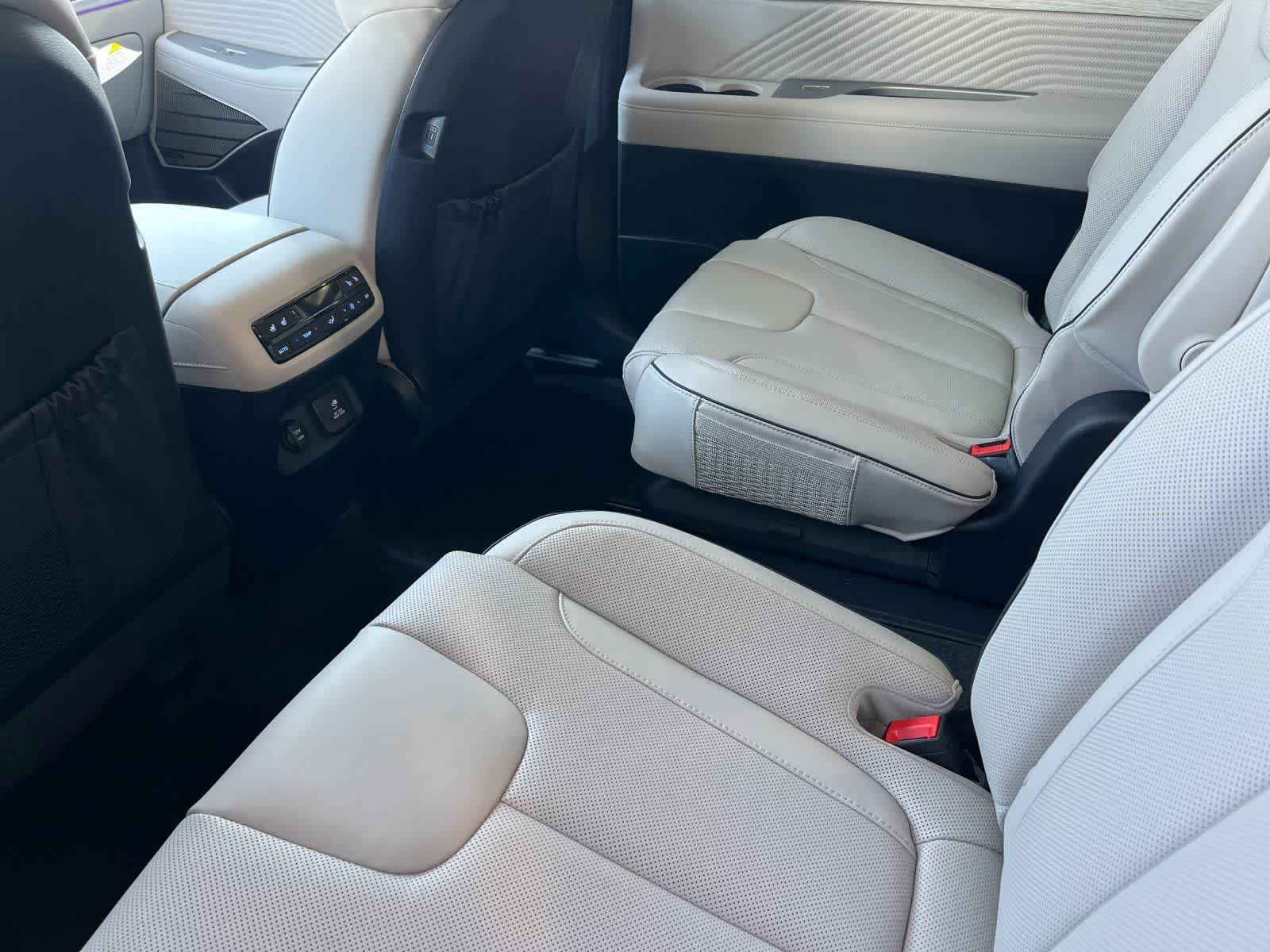 Thumbnail: 2025 Hyundai Palisade - 4