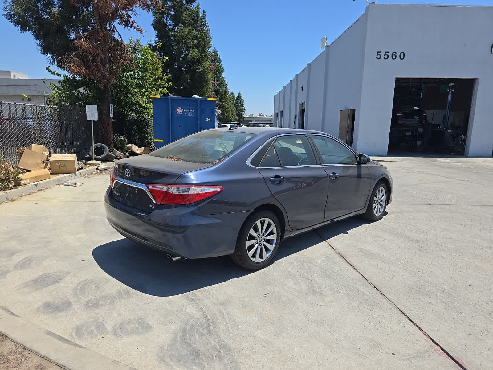 Thumbnail: 2017 Toyota Camry - 5