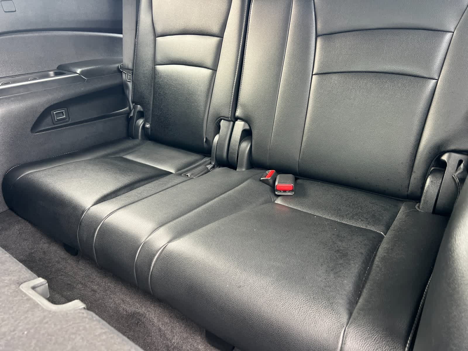 Thumbnail: 2018 Honda Pilot - 16