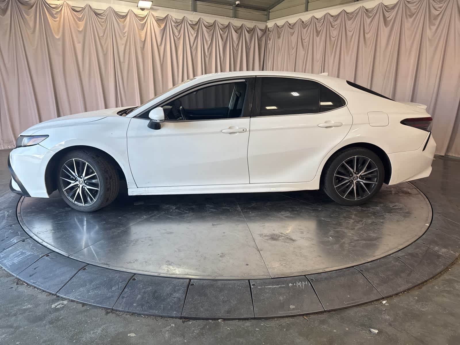 Thumbnail: 2025 Toyota Camry - 8