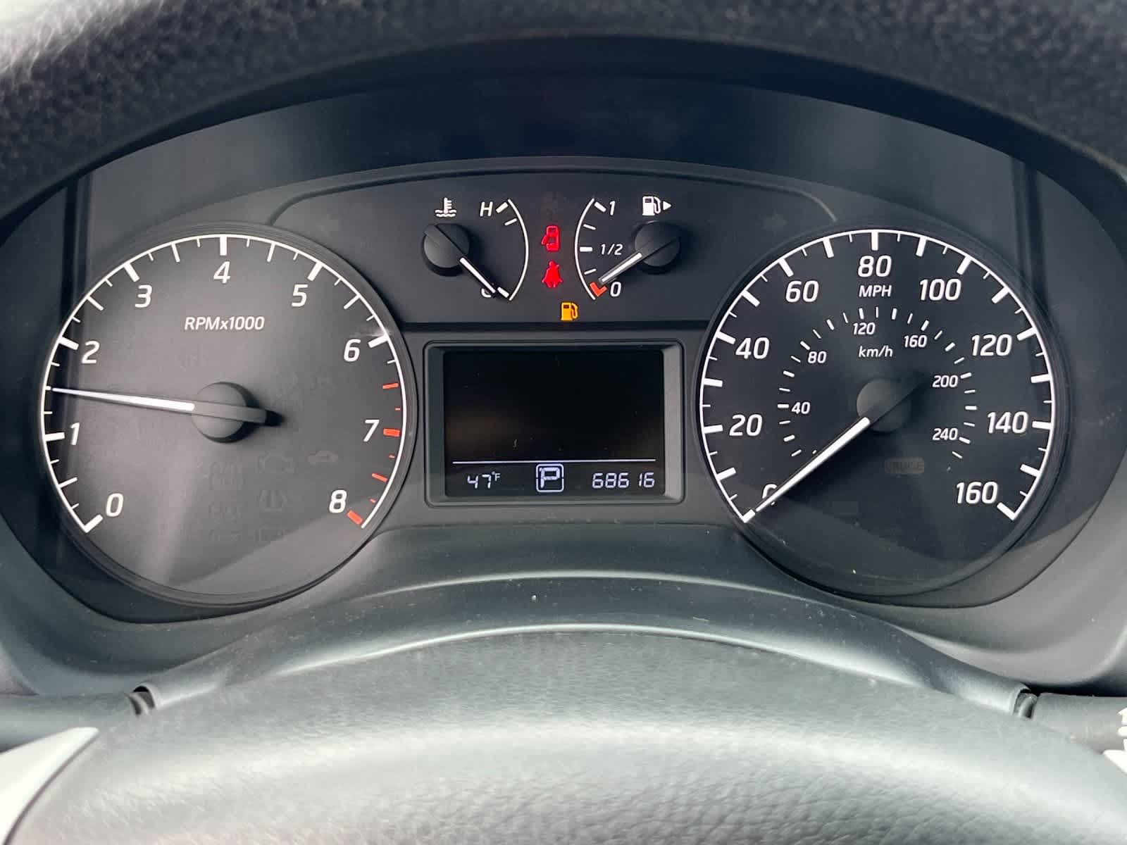 Thumbnail: 2016 Nissan Sentra - 21