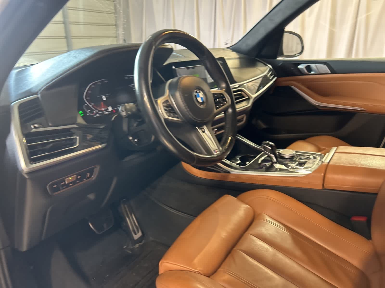 Thumbnail: 2022 BMW X7 - 25