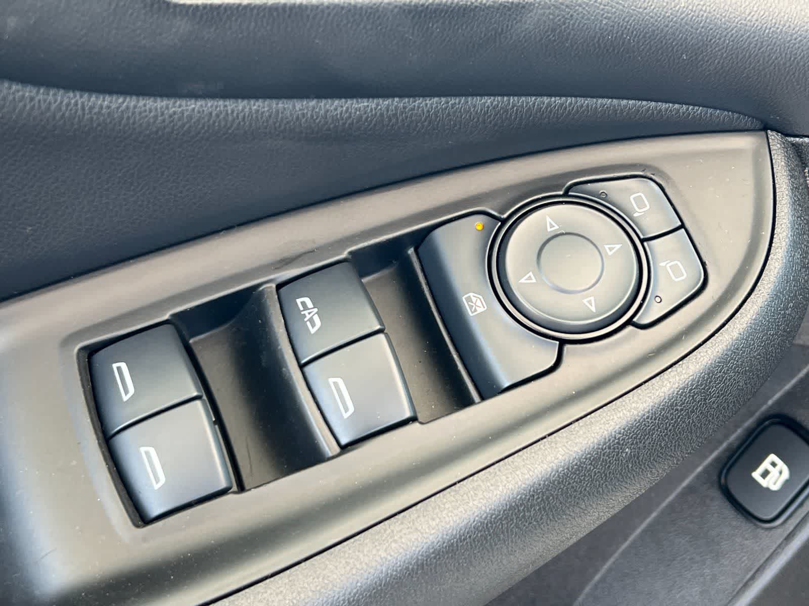 Thumbnail: 2017 Chevrolet Volt - 14