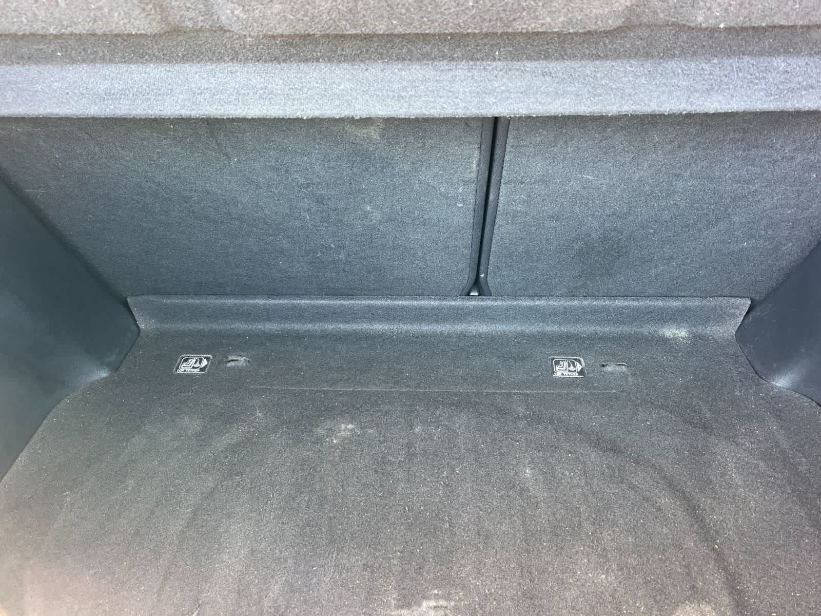 Thumbnail: 2019 Hyundai Veloster - 15