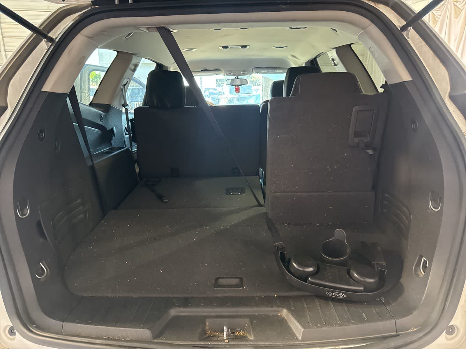 Thumbnail: 2017 Chevrolet Traverse - 14