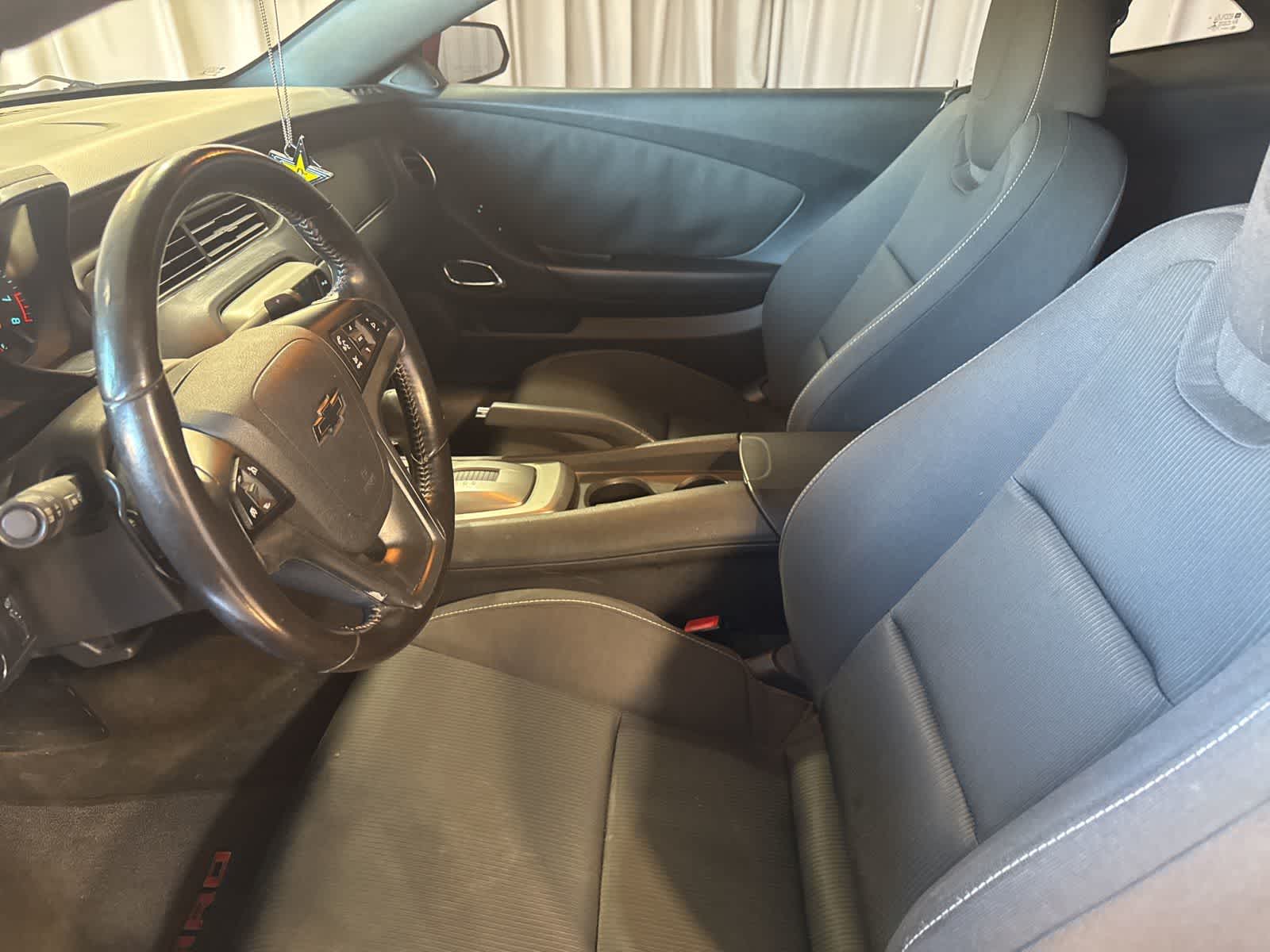 Thumbnail: 2015 Chevrolet Camaro - 17