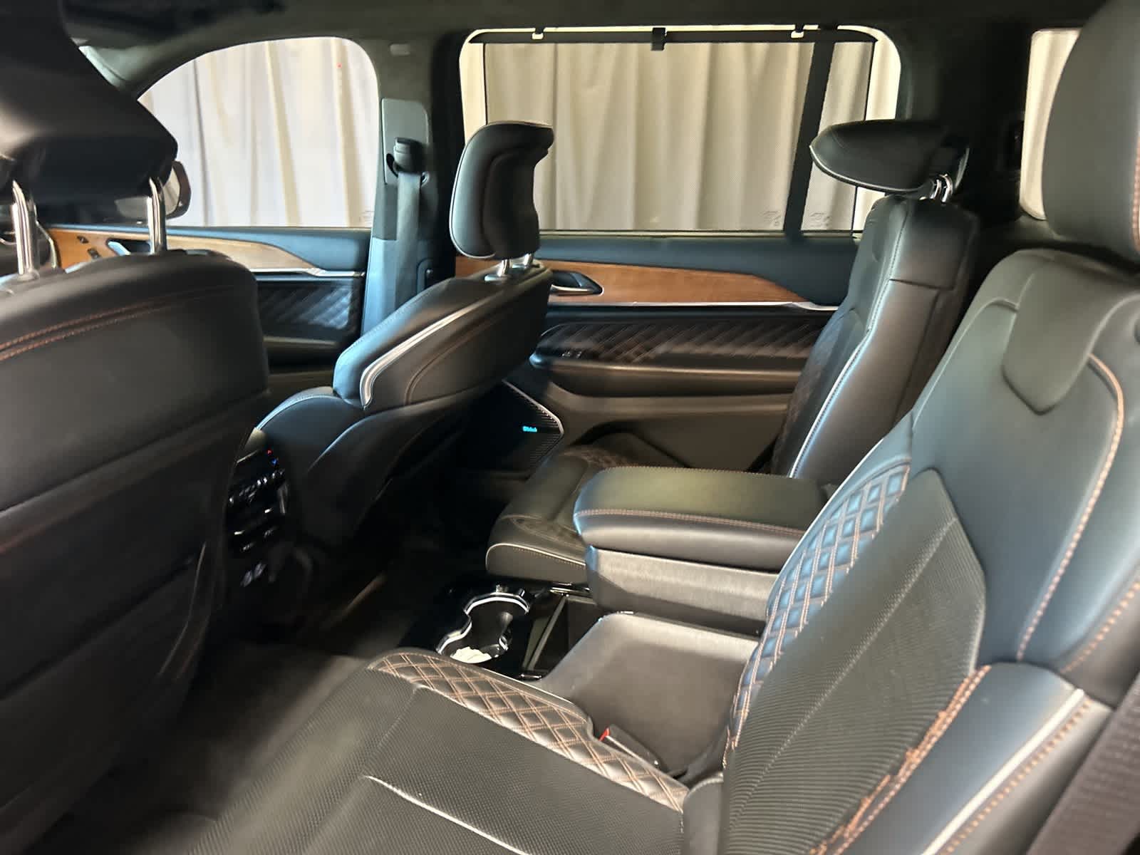 Thumbnail: 2021 Jeep Grand Cherokee L - 21