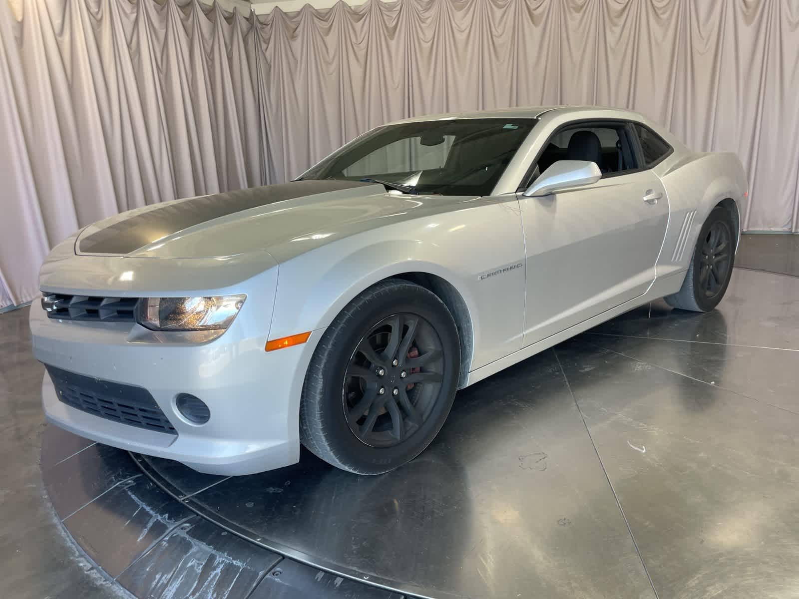 Used 2015 Chevrolet Camaro 2LS with VIN 2G1FB1E36F9148299 for sale in Fresno, CA