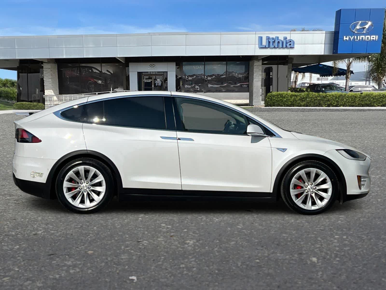 Thumbnail: 2016 Tesla Model X - 9