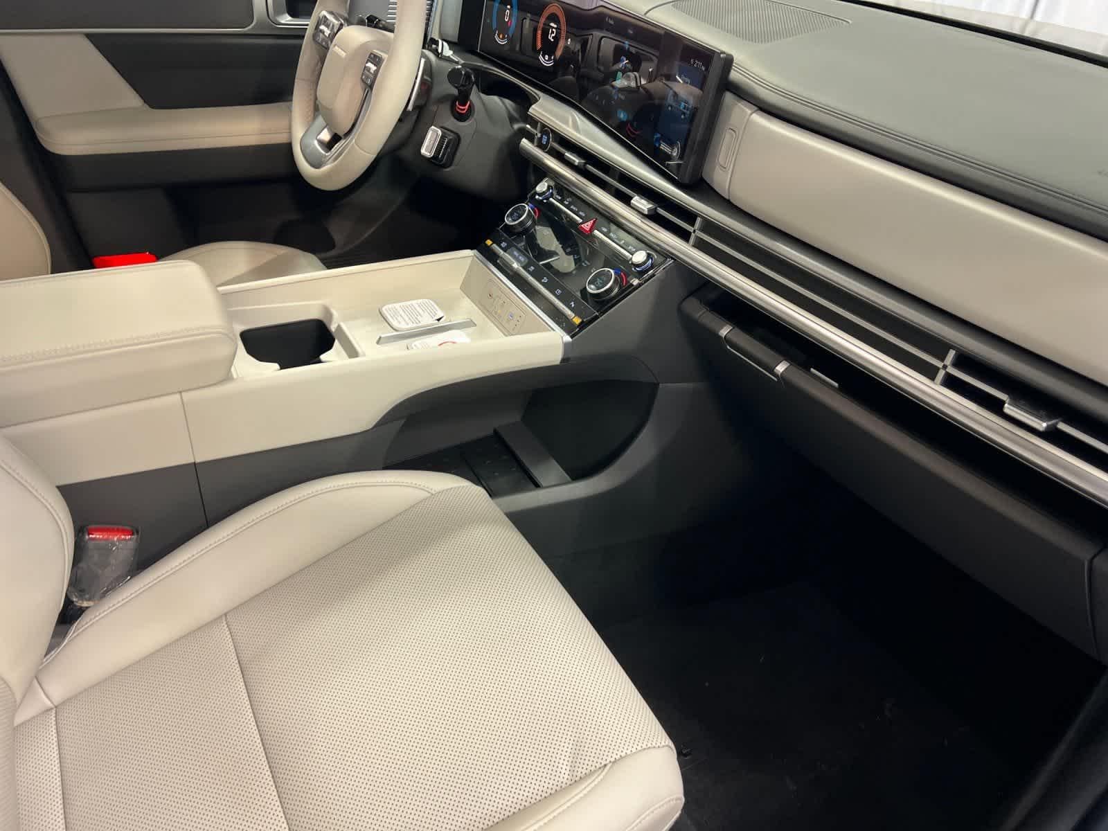 Thumbnail: 2026 Hyundai Santa Fe - 17