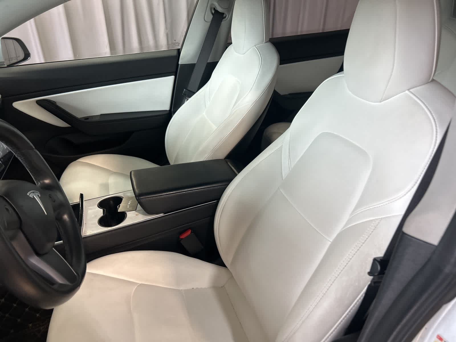 Thumbnail: 2018 Tesla Model 3 - 25