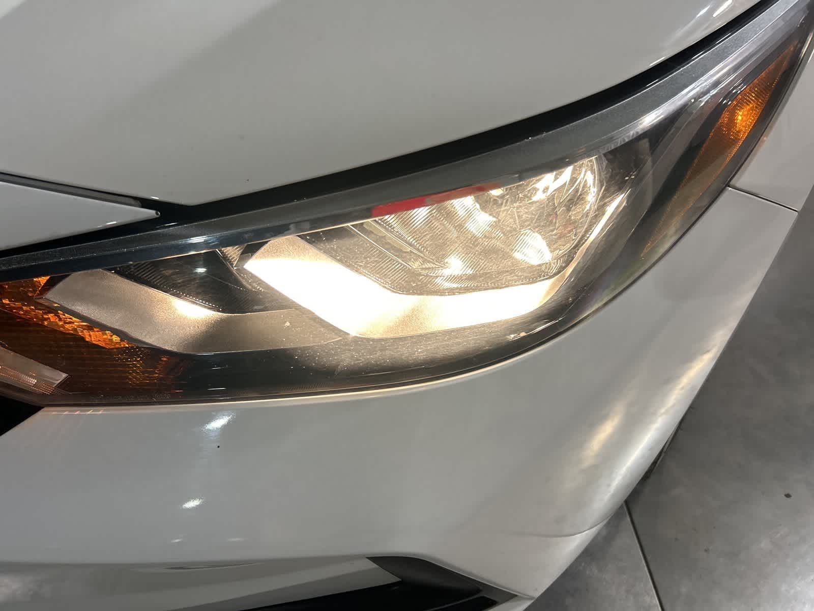 2022 Nissan Sentra SV photo 2