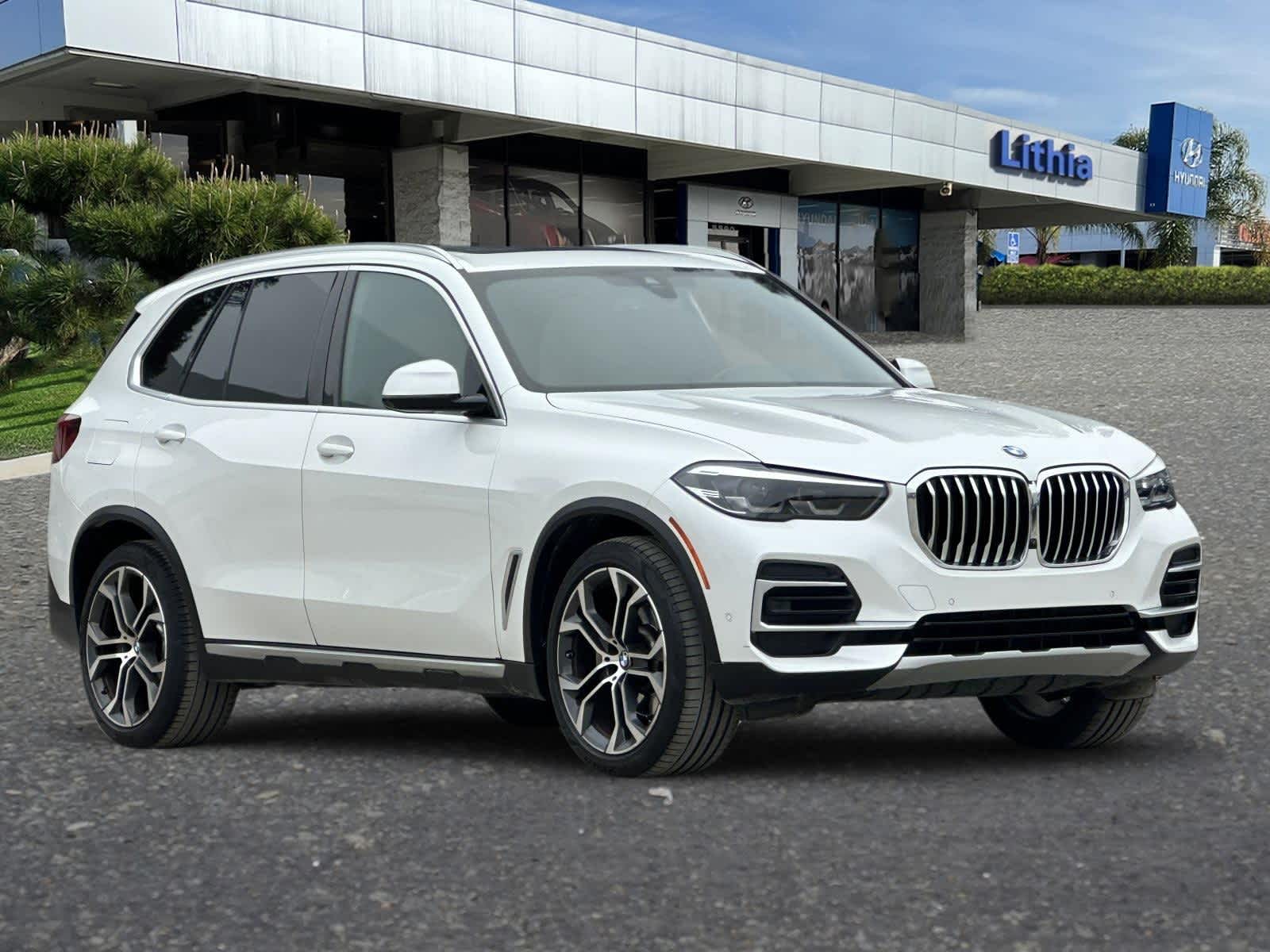 Thumbnail: 2023 BMW X5 - 9