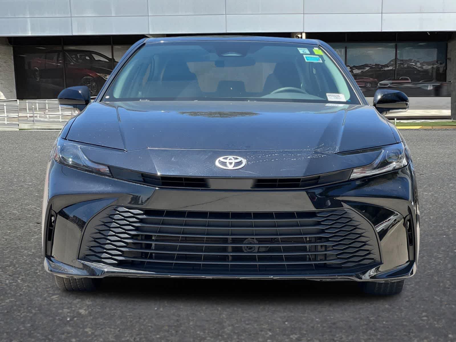 Thumbnail: 2025 Toyota Camry - 11