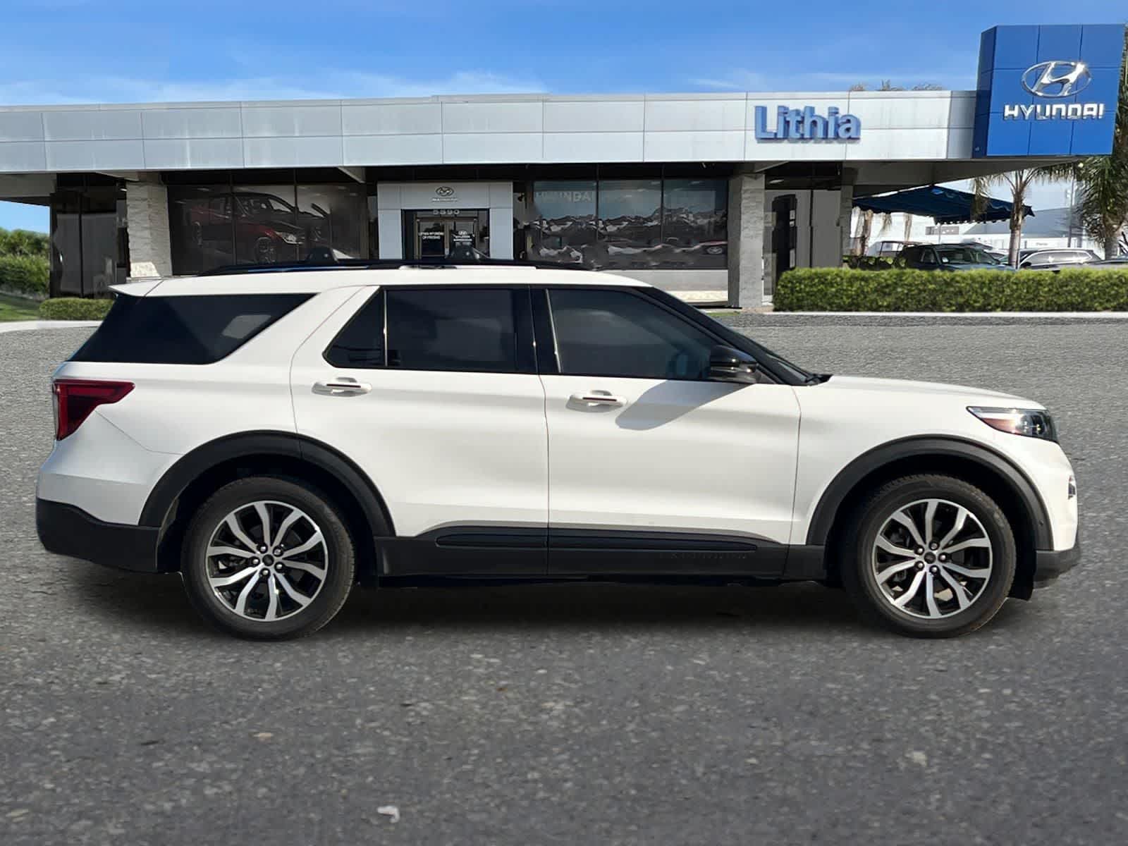 Thumbnail: 2020 Ford Explorer - 9