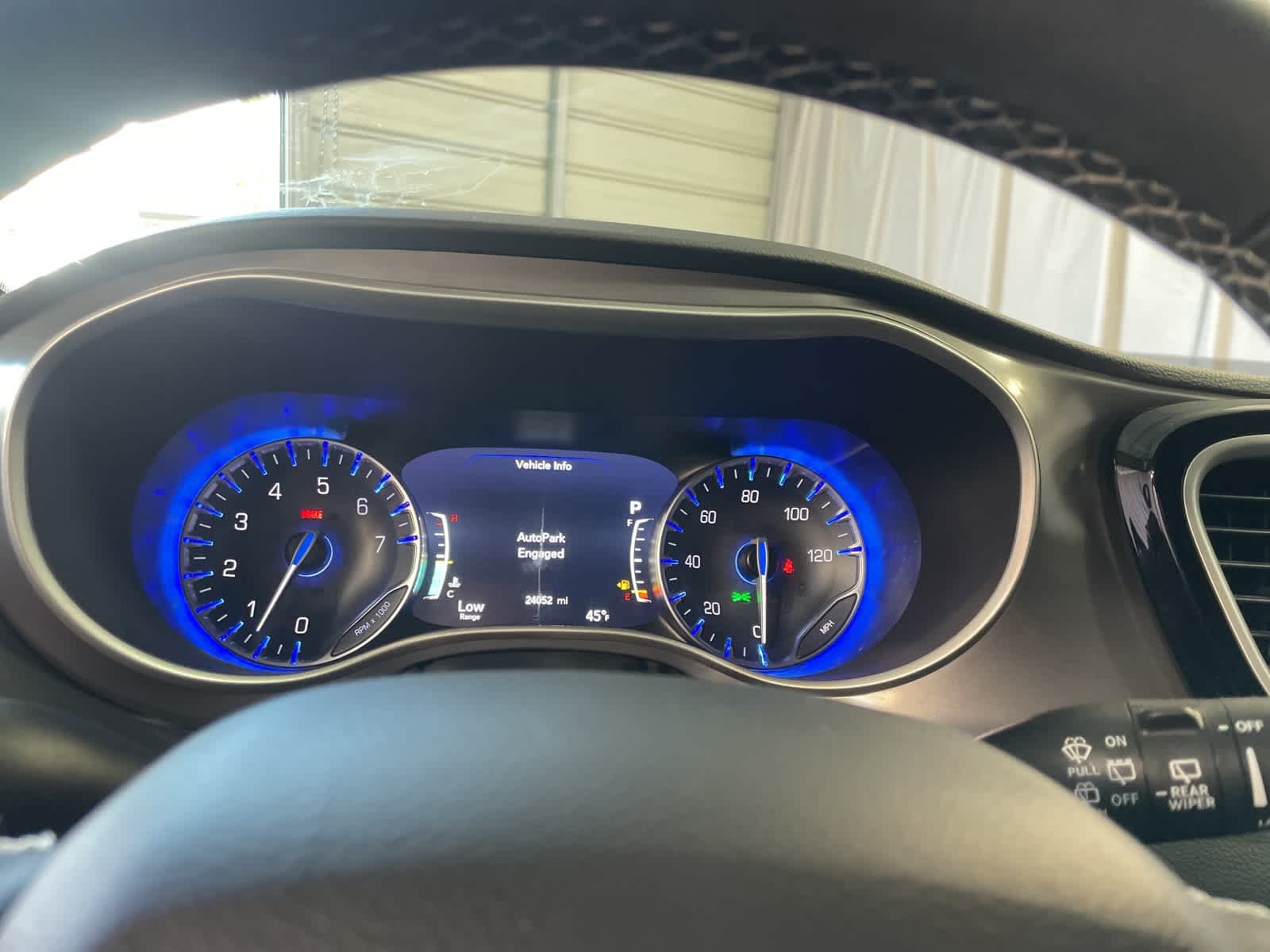 Thumbnail: 2025 Chrysler Pacifica - 29