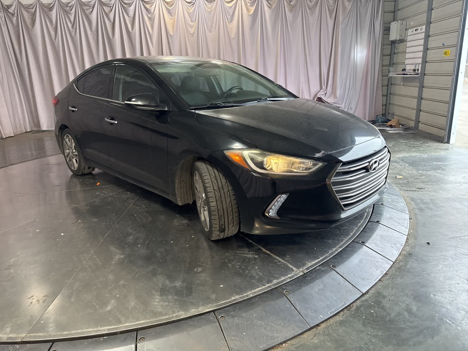 Thumbnail: 2017 Hyundai Elantra - 3