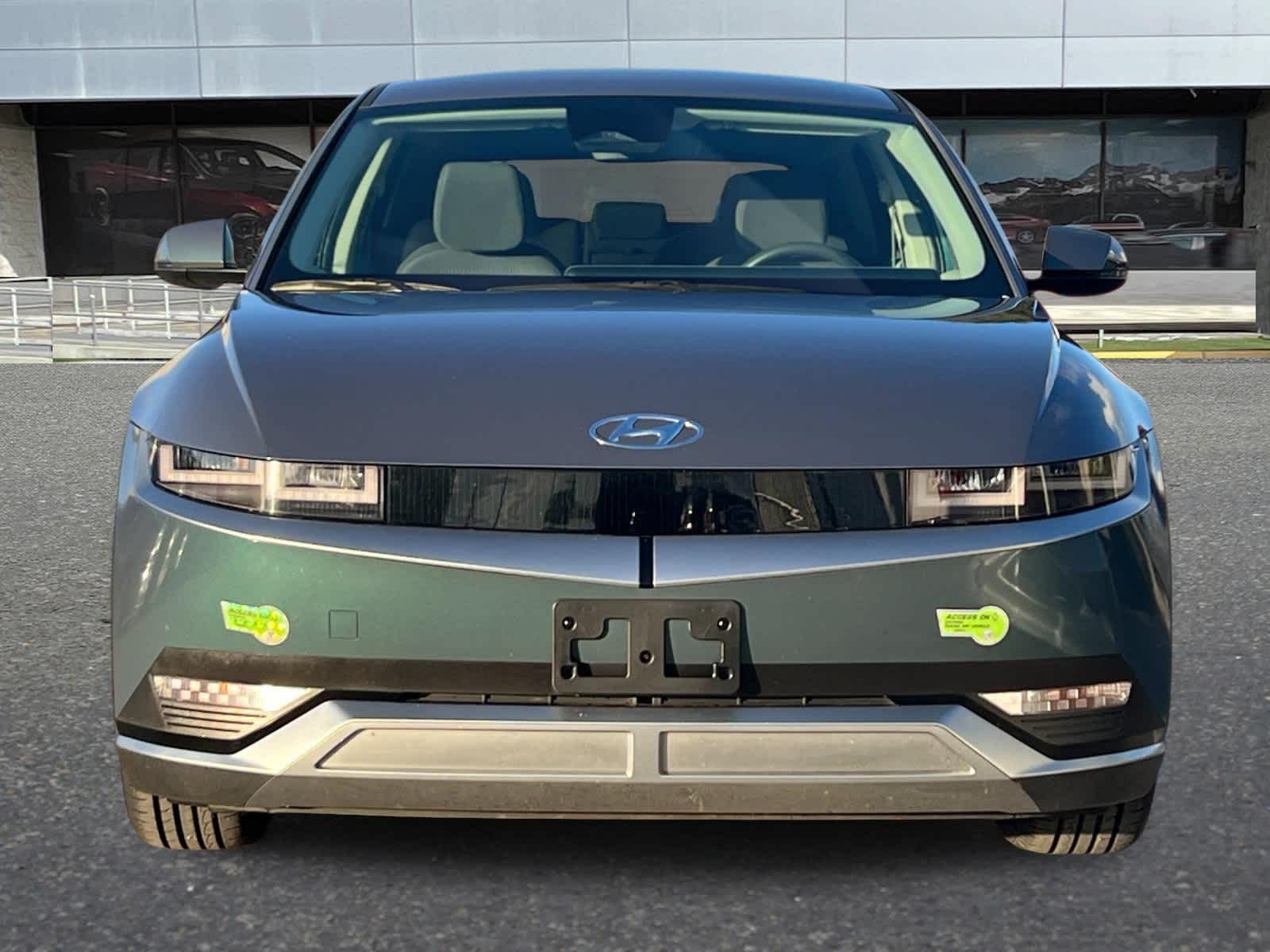 Thumbnail: 2023 Hyundai Ioniq 5 - 10