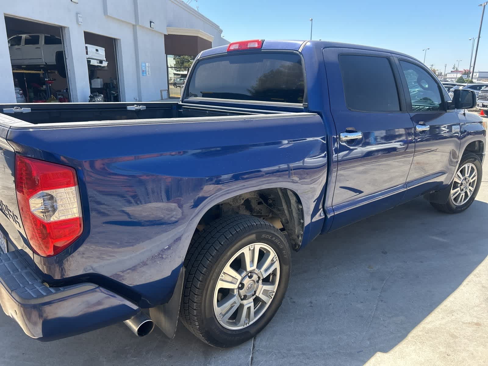 Thumbnail: 2014 Toyota Tundra - 9