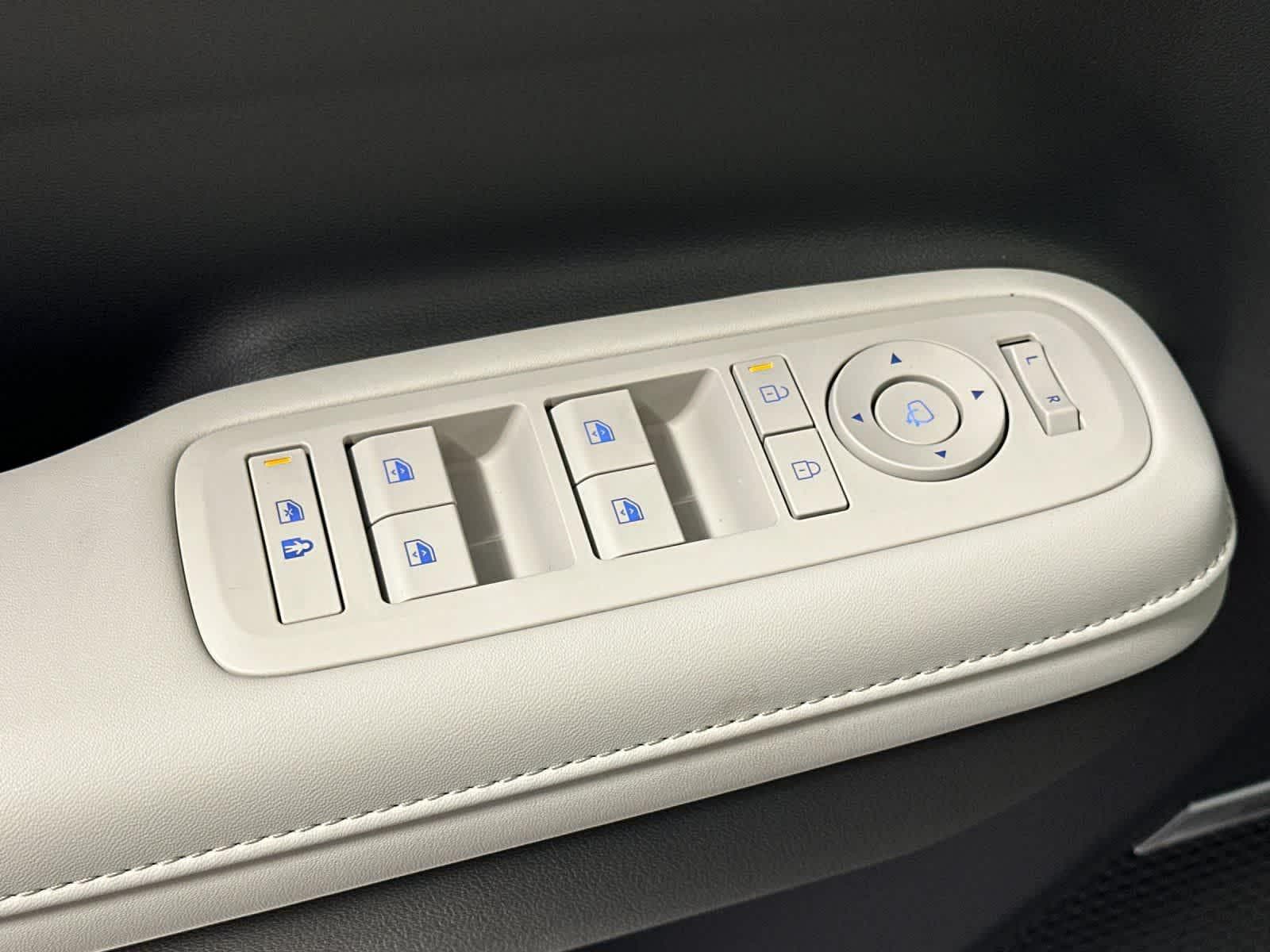 Thumbnail: 2026 Hyundai Santa Fe - 13