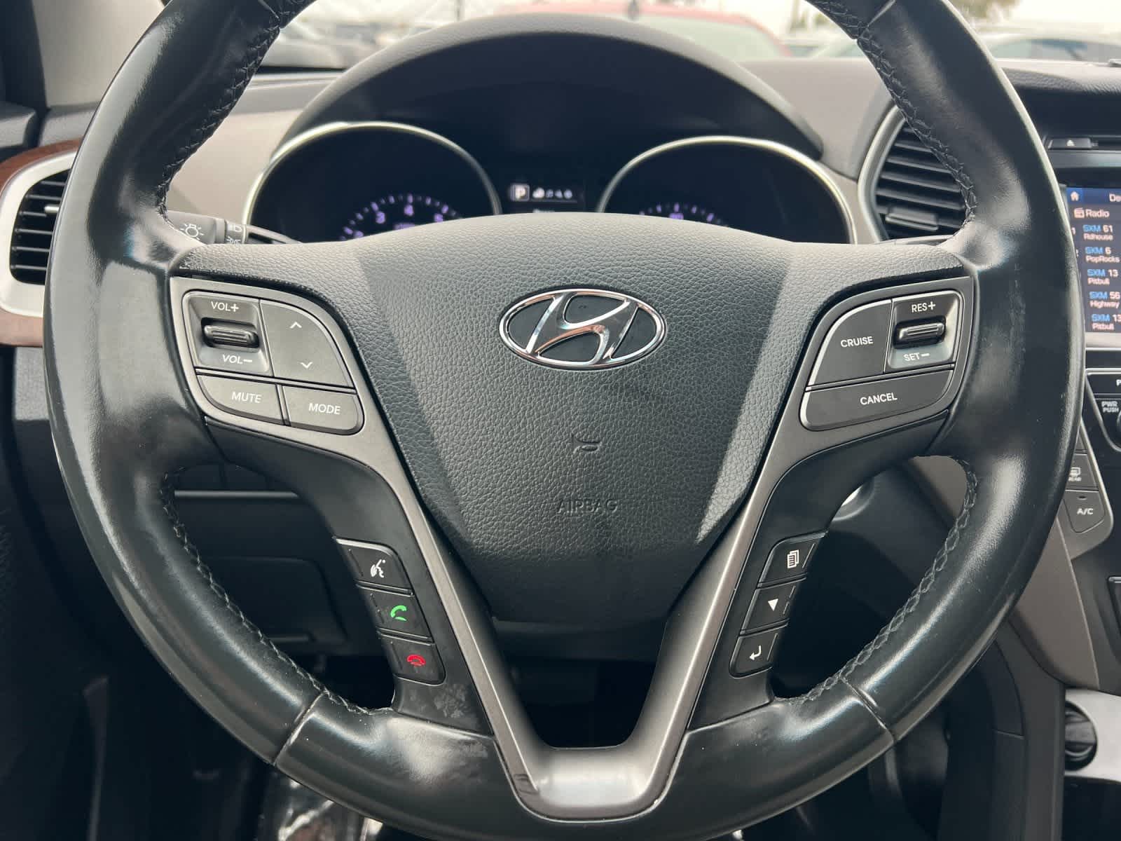 Thumbnail: 2019 Hyundai Santa Fe - 23