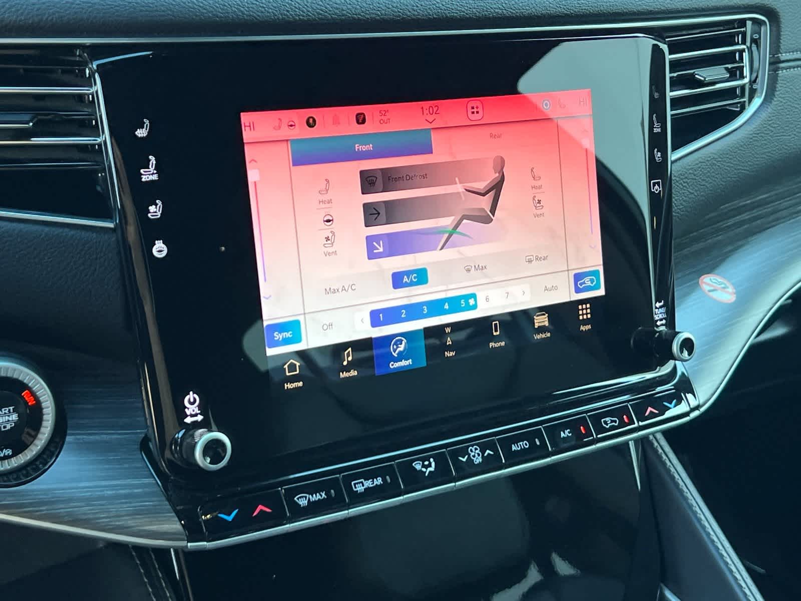 Thumbnail: 2024 Jeep Wagoneer - 22