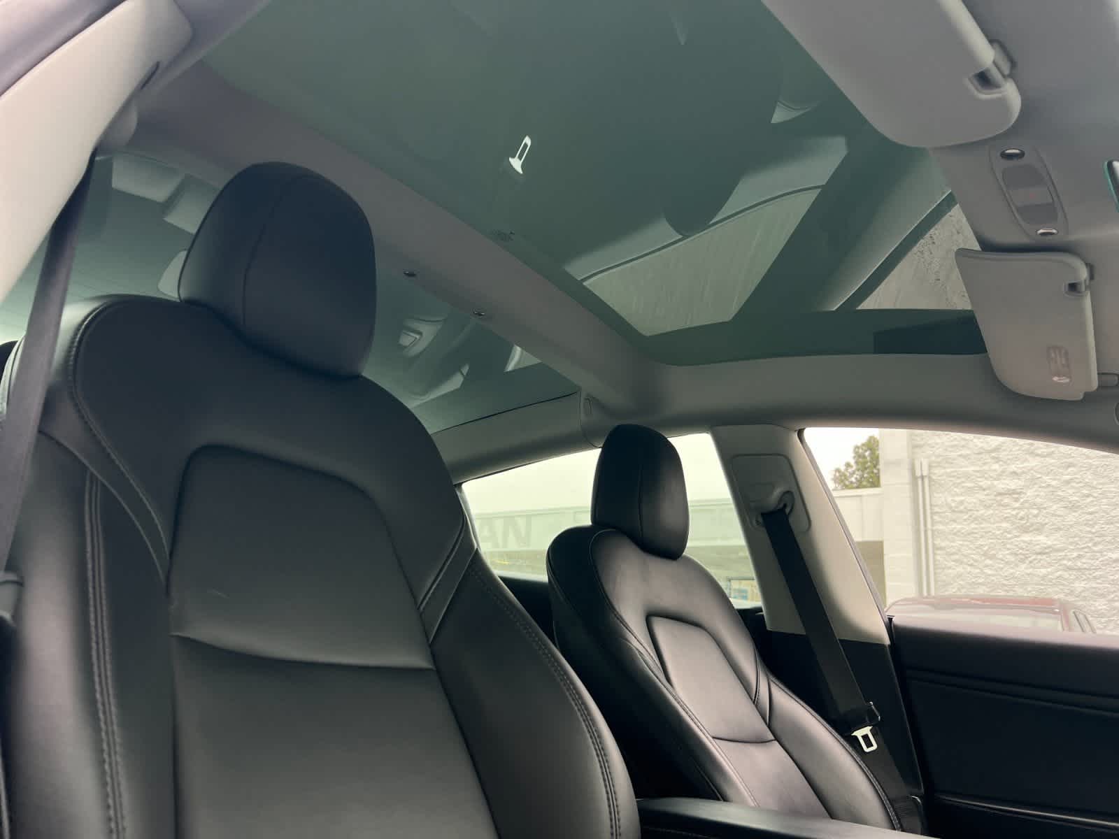 Thumbnail: 2021 Tesla Model 3 - 16