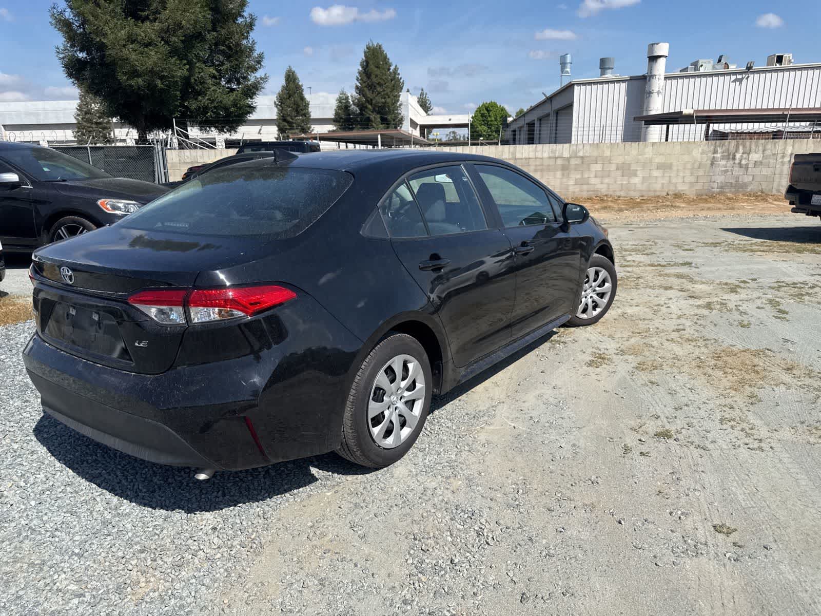 Thumbnail: 2025 Toyota Corolla - 5