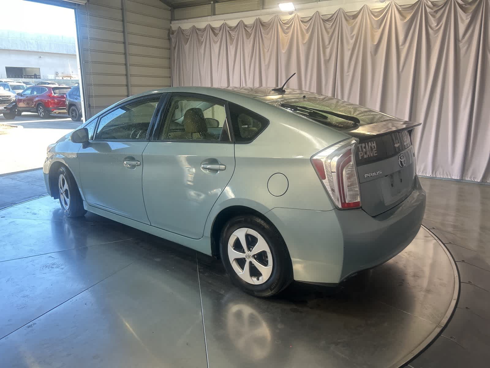 Thumbnail: 2012 Toyota Prius - 15