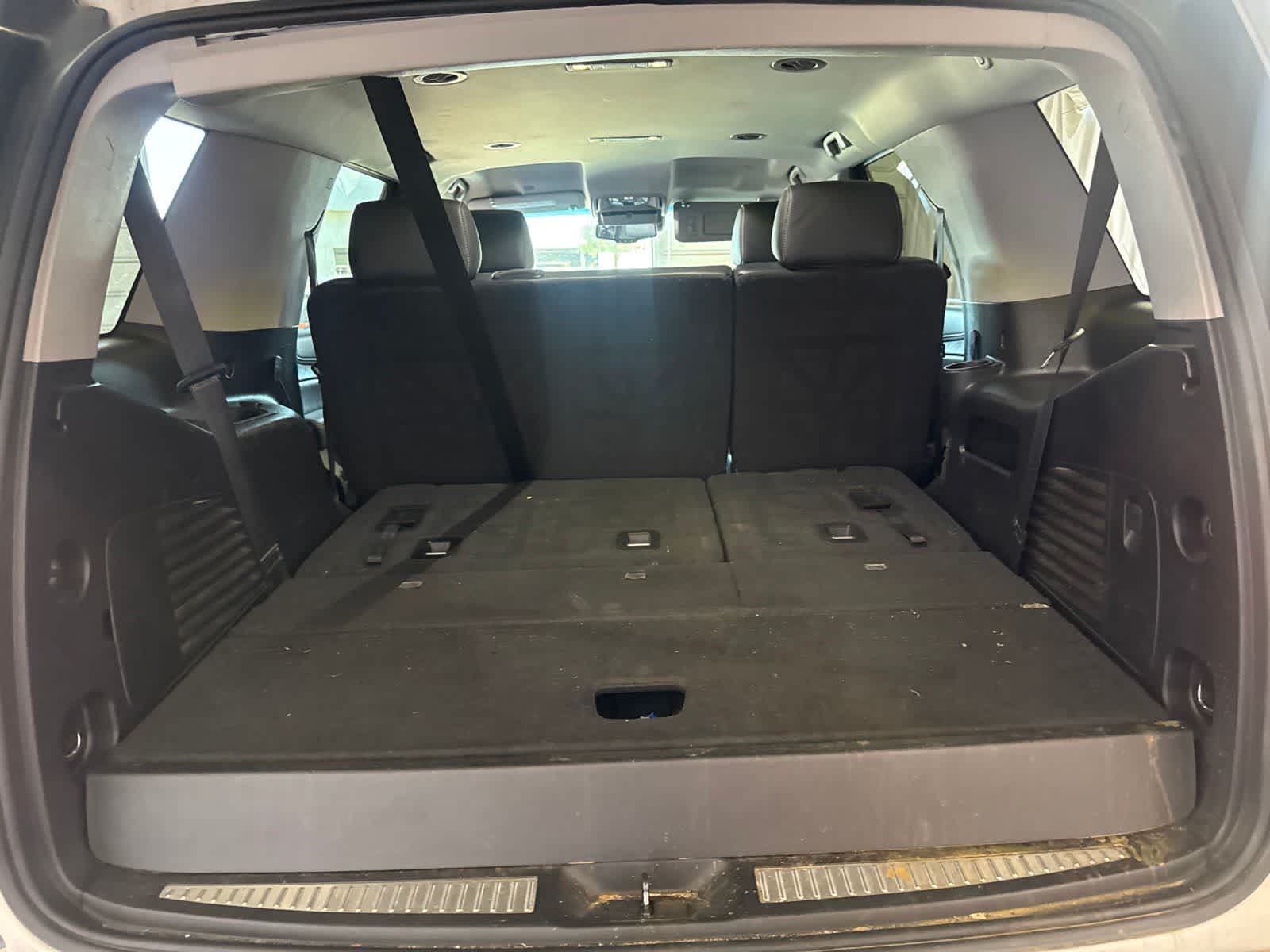 Thumbnail: 2019 Chevrolet Tahoe - 15