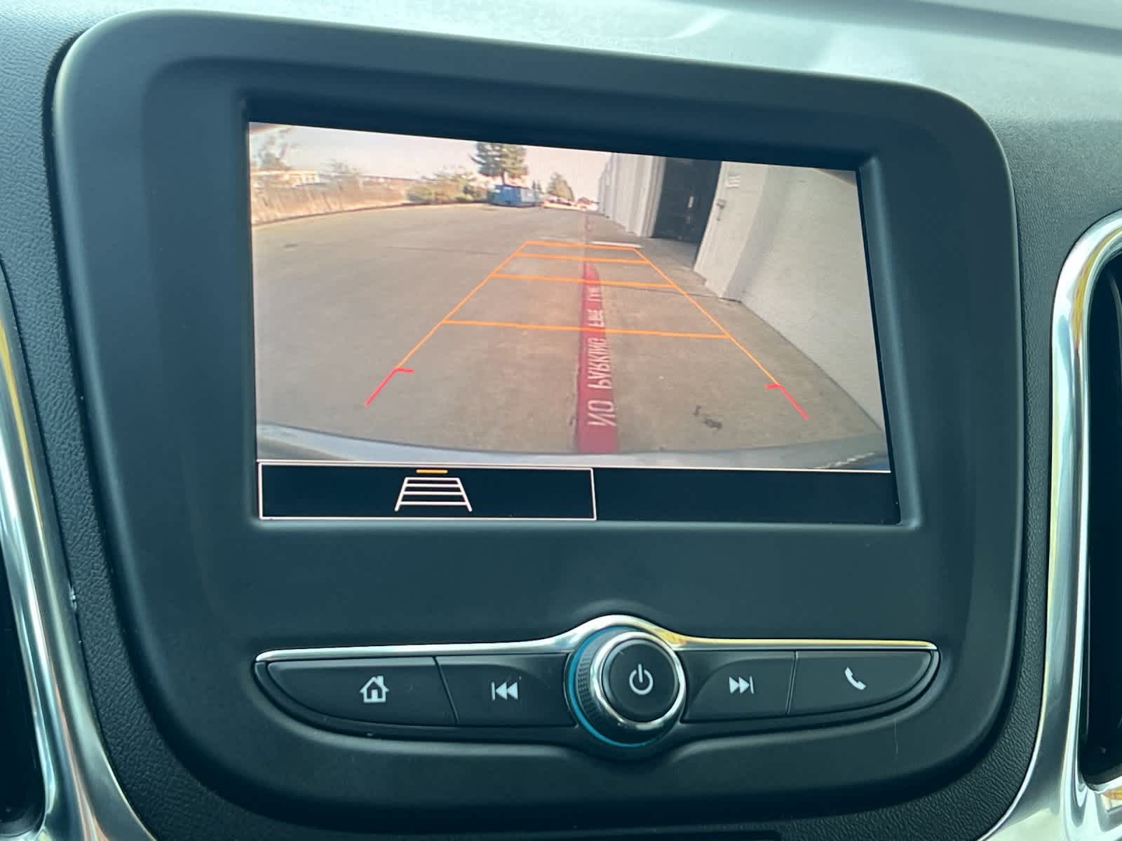 Thumbnail: 2023 Chevrolet Equinox - 19