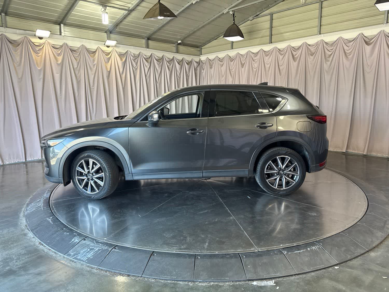 Thumbnail: 2017 Mazda CX-5 - 8