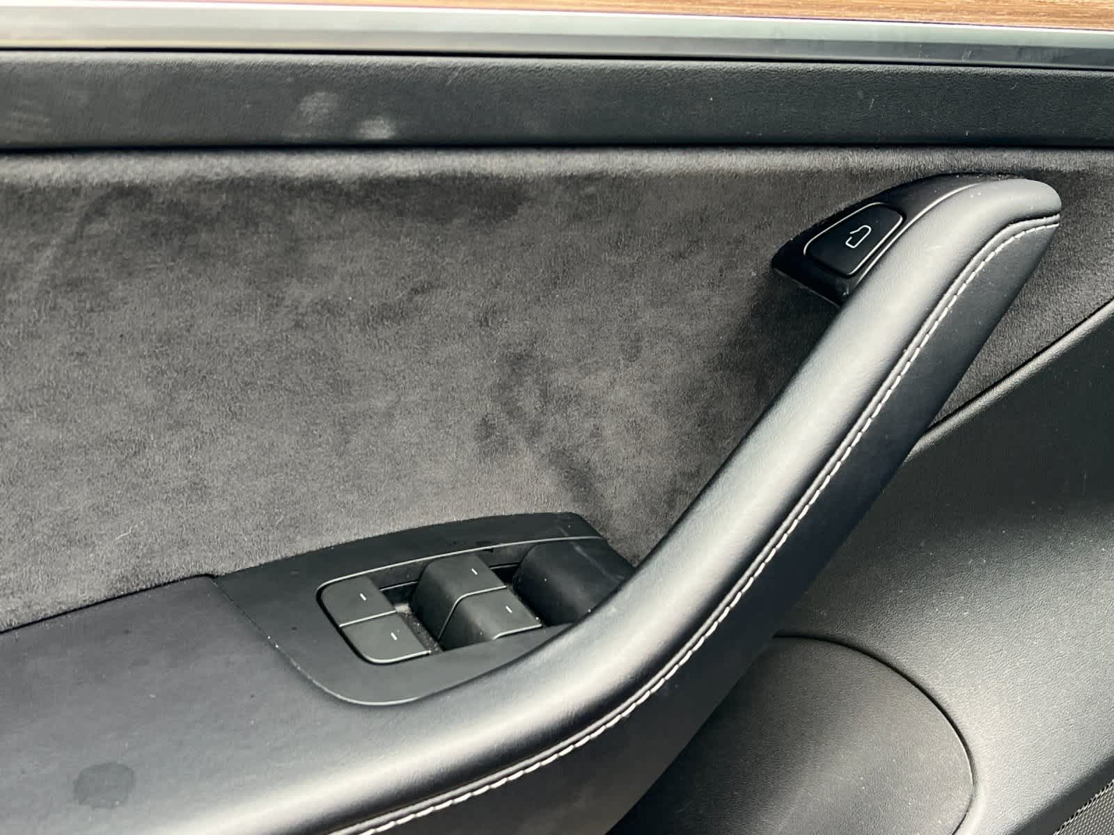 Thumbnail: 2023 Tesla Model 3 - 12